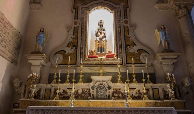 Madonna Nera di Pescasseroli