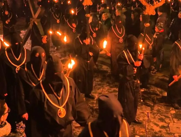 La Processione degli Incappucciati