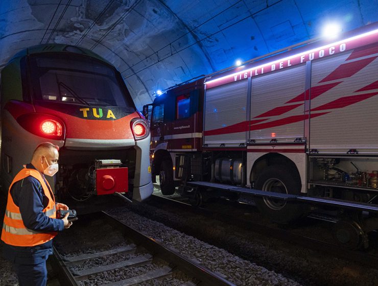 Incendio treno in galleria