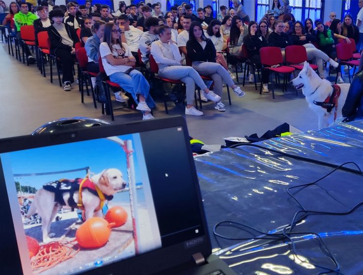 Volontariato e Protezione Civile: Formazione per Giovani