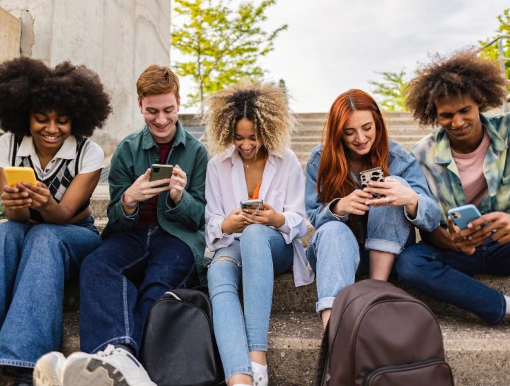 Dispositivi Digitali e Social Network