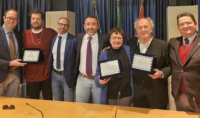 Targhe al Merito agli Artisti Abruzzesi