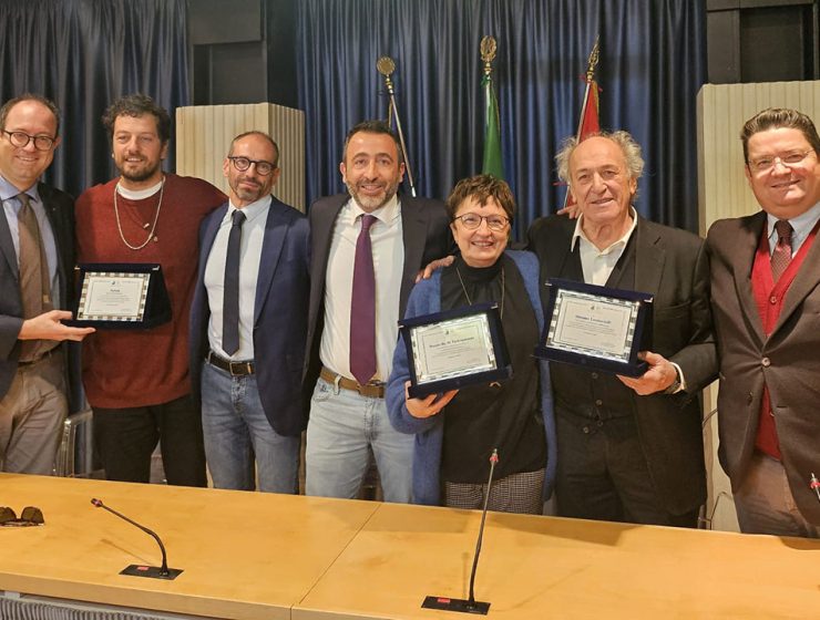 Targhe al Merito agli Artisti Abruzzesi