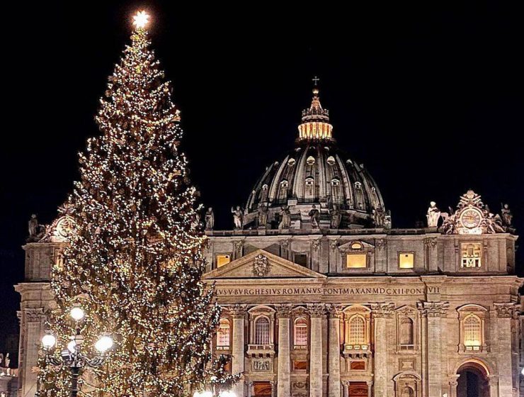 La Tradizione Natalizia dell'8 Dicembre