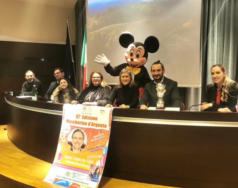 Beppe Convertini conduce Carnevale