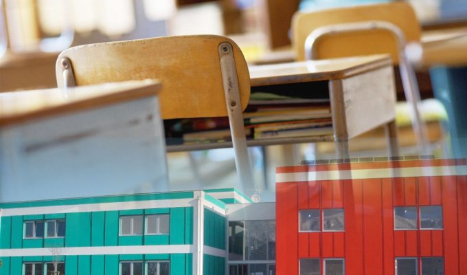 Scuole nei container a L'Aquila