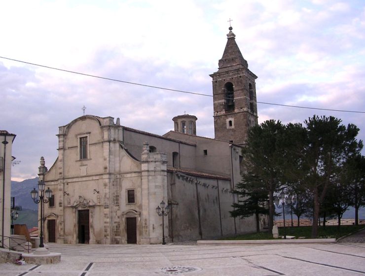Castello Caracciolo Tocco Casauria