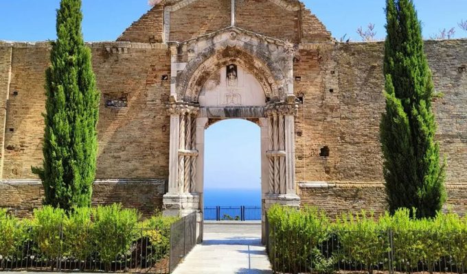 Vasto