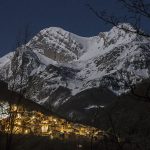 Pietracamela, borgo montano scavato nella roccia ai piedi del Gran Sasso
