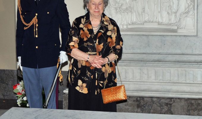 Anna Falcone passione civile