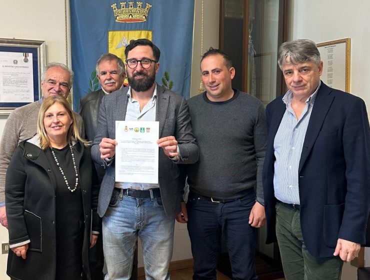 Firma dell’accordo per l’educazione alimentare nelle scuole a Città Sant’Angelo con istituzioni e organizzazioni del settore agroalimentare
