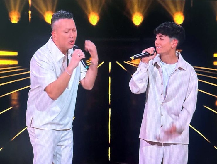 Gennaro e Alessandro Cestari cantano a The Voice Generations su Rai Uno