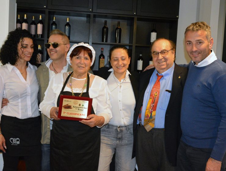 vittoria arrosticini in tour Pescara Antonietta Ferrante premiazione