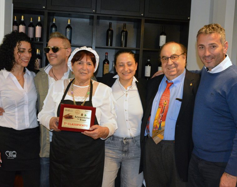 vittoria arrosticini in tour Pescara Antonietta Ferrante premiazione