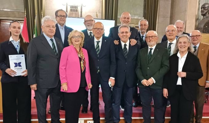 Celebrazione Accademia Cucina Pescara con autorità e delegati nella Sala dei Marmi
