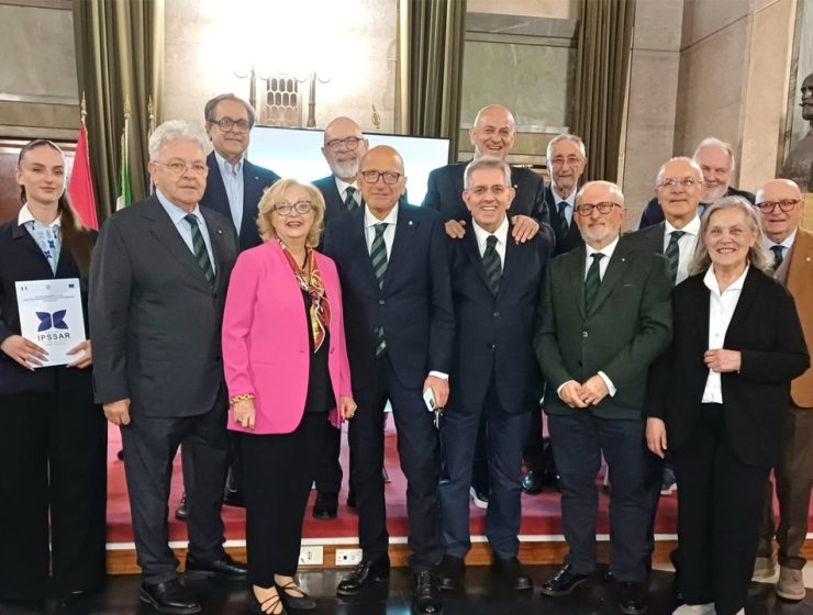 Celebrazione Accademia Cucina Pescara con autorità e delegati nella Sala dei Marmi