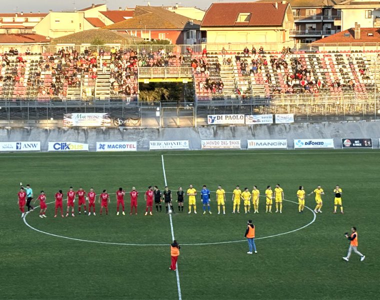 Lanciano derby vetta classifica ingresso squadre campo