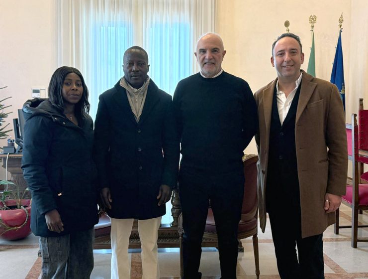 Nulla osta rimpatrio salma Fatime, genitori con sindaco Masci e avvocato Amoroso a Pescara