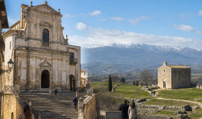 Chiese Aperte in Abruzzo tra la chiesa di San Francesco al Corso e il paesaggio di Peltuinum