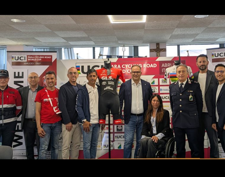 Presentazione della Coppa del Mondo paraciclismo a Montesilvano con istituzioni e organizzatori dell’evento internazionale paralimpico