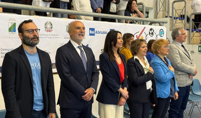 Autorità e rappresentanti istituzionali all’evento Nessuno è fuori gioco a Pescara