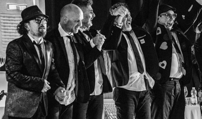 Pagina Facebook hackerata della tribute band Prendila Così – Mogol Battisti