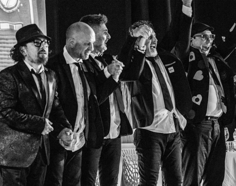 Pagina Facebook hackerata della tribute band Prendila Così – Mogol Battisti
