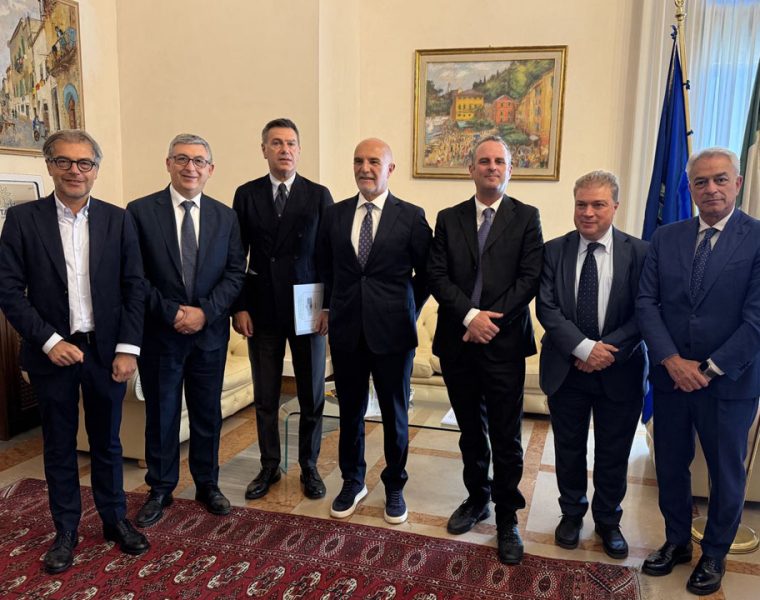 Commissione parlamentare a Pescara con il sindaco Carlo Masci