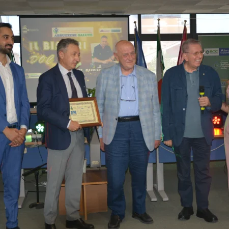 Il Bisturi Doc a Montesilvano premia le eccellenze della chirurgia abruzzese nella sala consiliare comunale