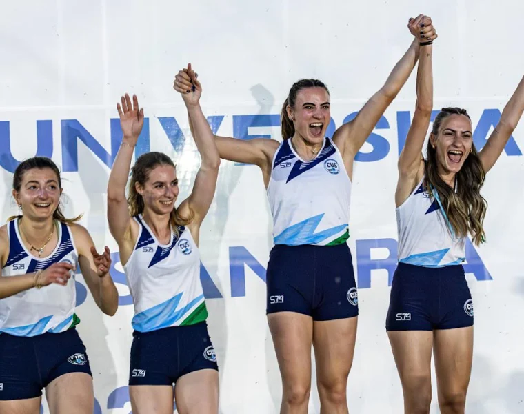 Atlete del CUS Ud’A festeggiano l’esordio CNU con una medaglia nella staffetta femminile 4x100.